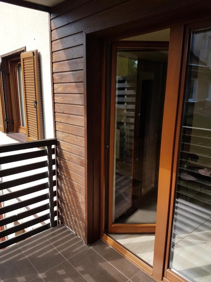 Sleepwell Apartman Zielona Góra Kültér fotó